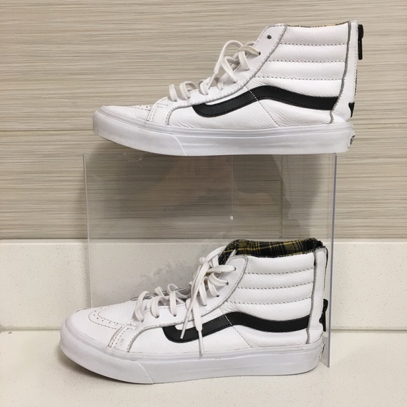 Shoes - Vans High Top Skat Shoe